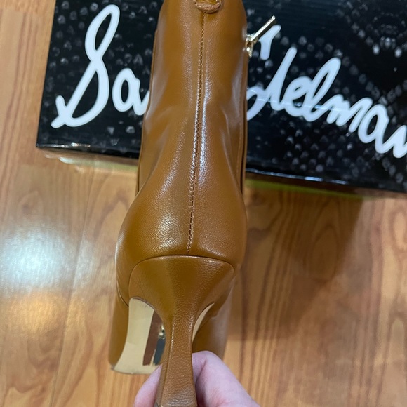 Sam Edelman tawny brown leather booties. - Picture 8 of 11